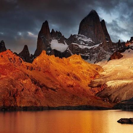 Hotel La Huella El Chaltén Exterior foto